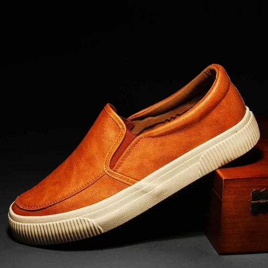 Alessandro - Mountainville nahkaiset slip-on kengät